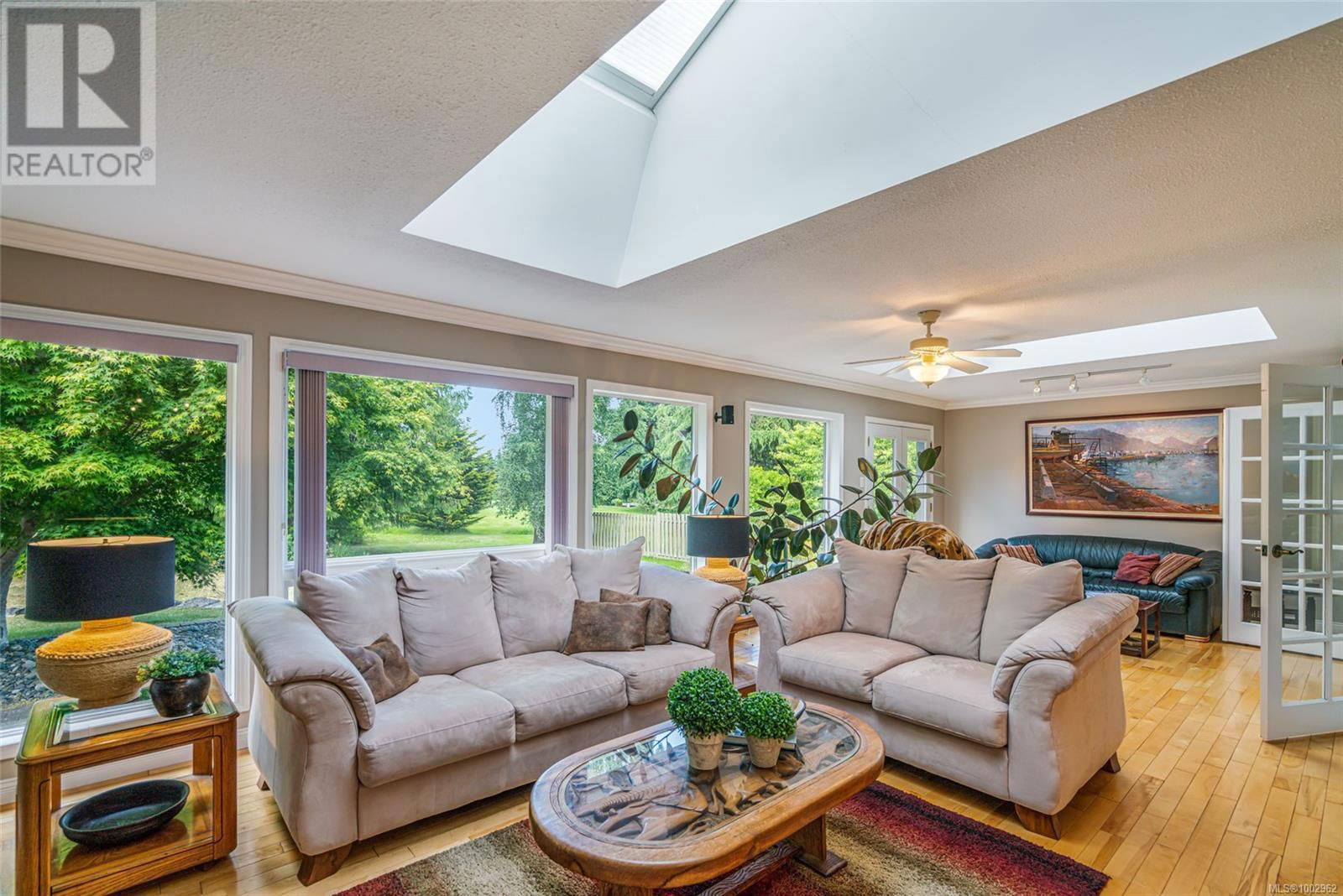 1023 HARLEQUIN ROAD Image 2