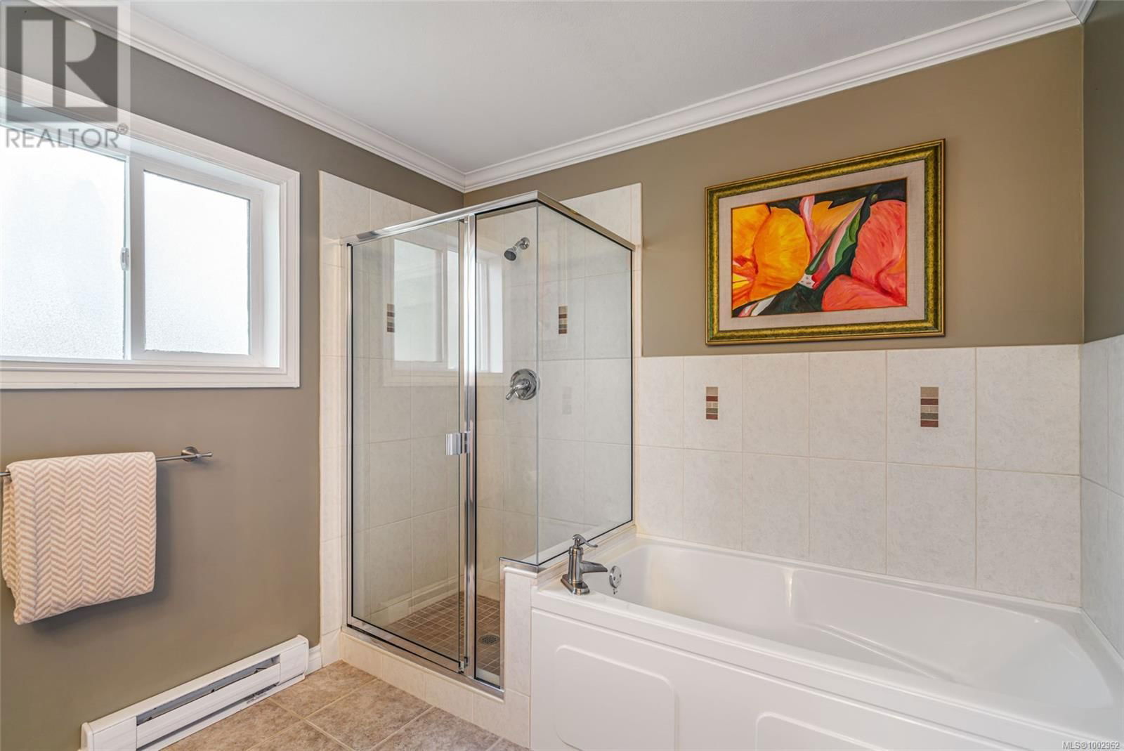 1023 HARLEQUIN ROAD Image 27