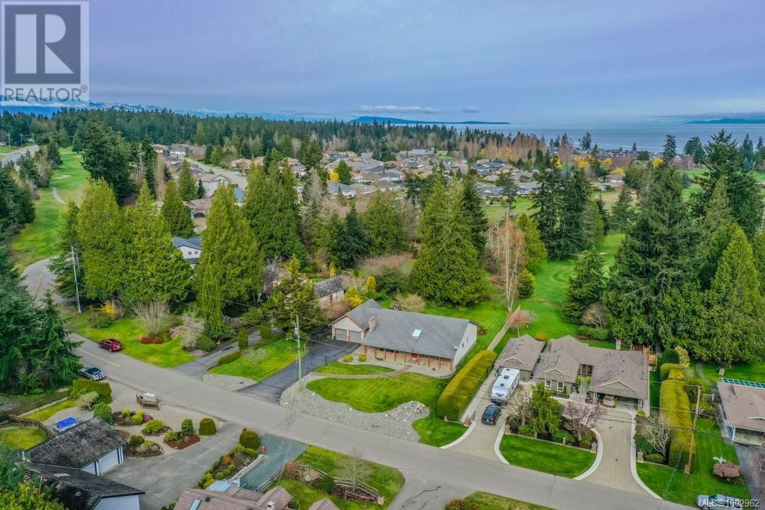 1023 HARLEQUIN ROAD Image 46