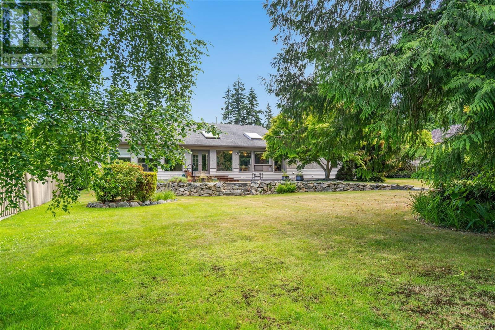 1023 HARLEQUIN ROAD Image 6