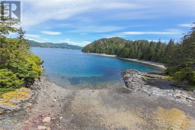  Humpback Bay | Sayward British Columbia | Slide Image Seven