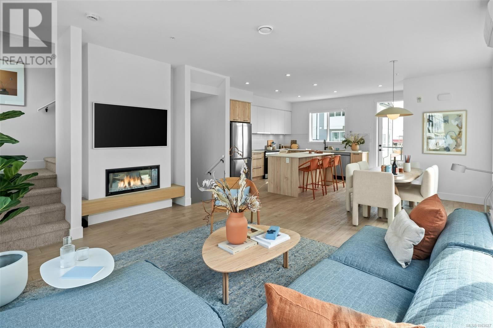 30 - 368 TRADEWINDS AVENUE Image 3