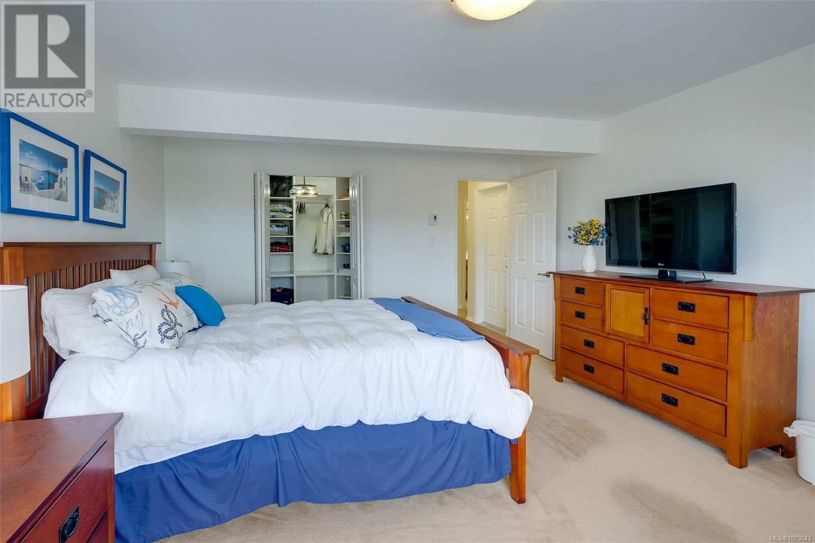 552 MARINE VIEW Image 31
