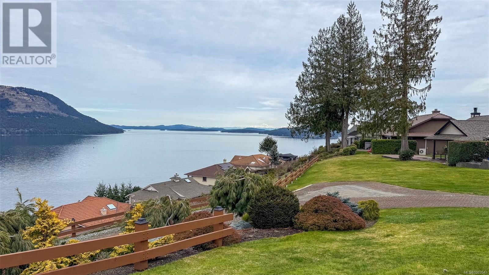552 MARINE VIEW Image 50