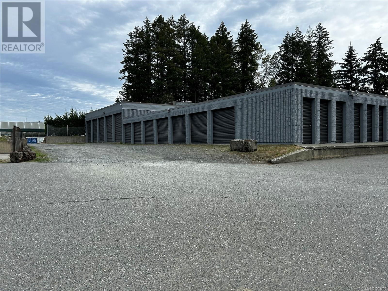 2935 SPROTT ROAD Image 15