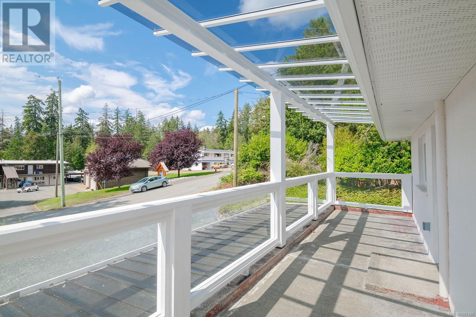 5843 STRATHCONA STREET Image 42