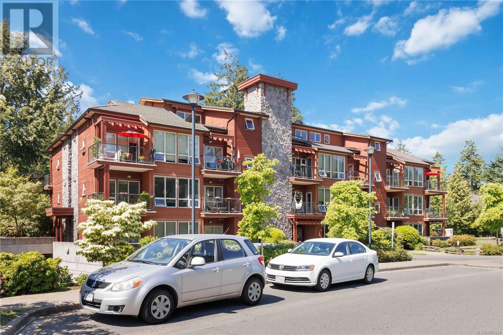 106 - 635 BROOKSIDE ROAD Image 22