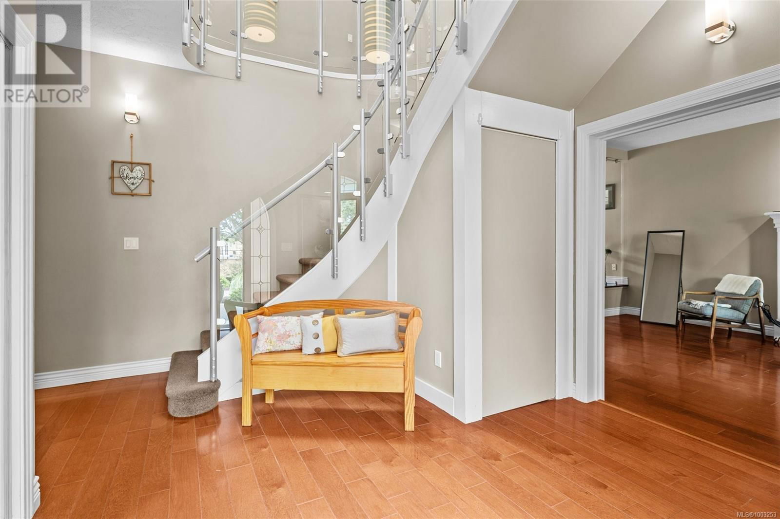 2013 FERNDALE ROAD Image 17