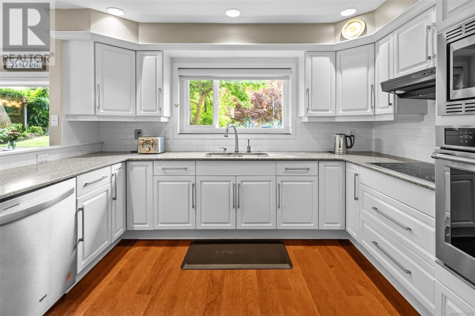 2013 FERNDALE ROAD Image 25