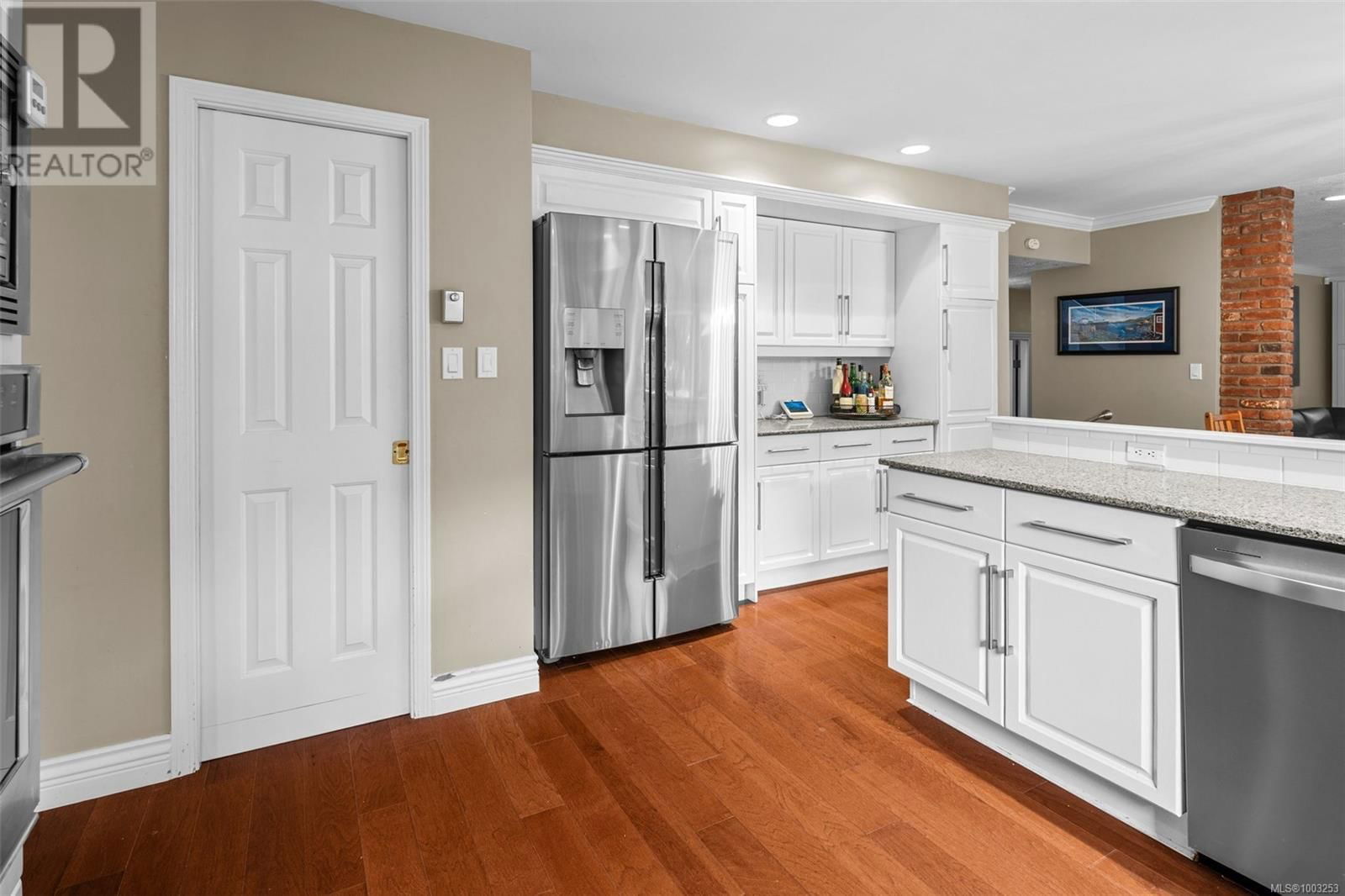 2013 FERNDALE ROAD Image 27