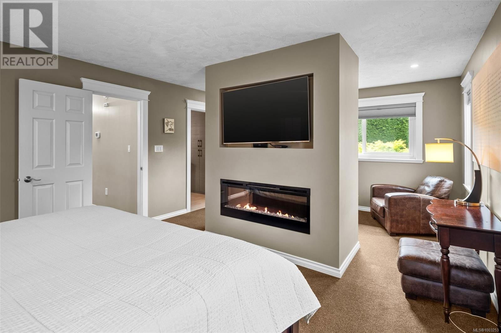 2013 FERNDALE ROAD Image 40
