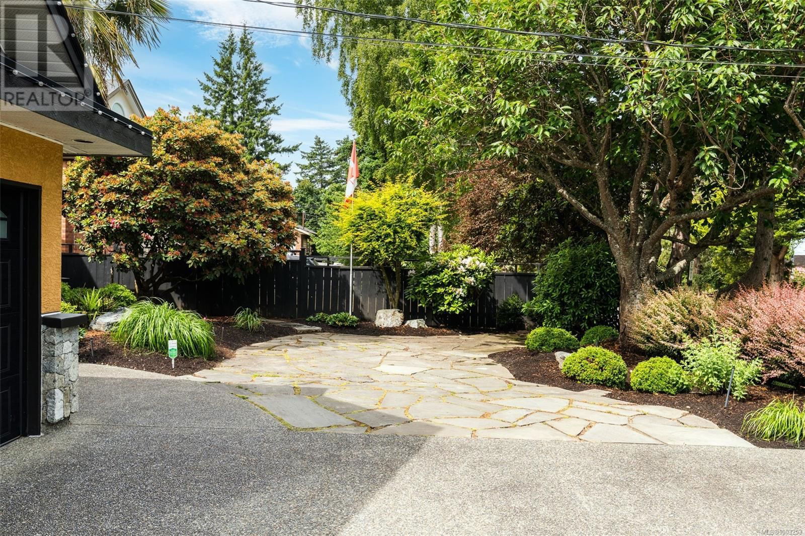 2013 FERNDALE ROAD Image 51