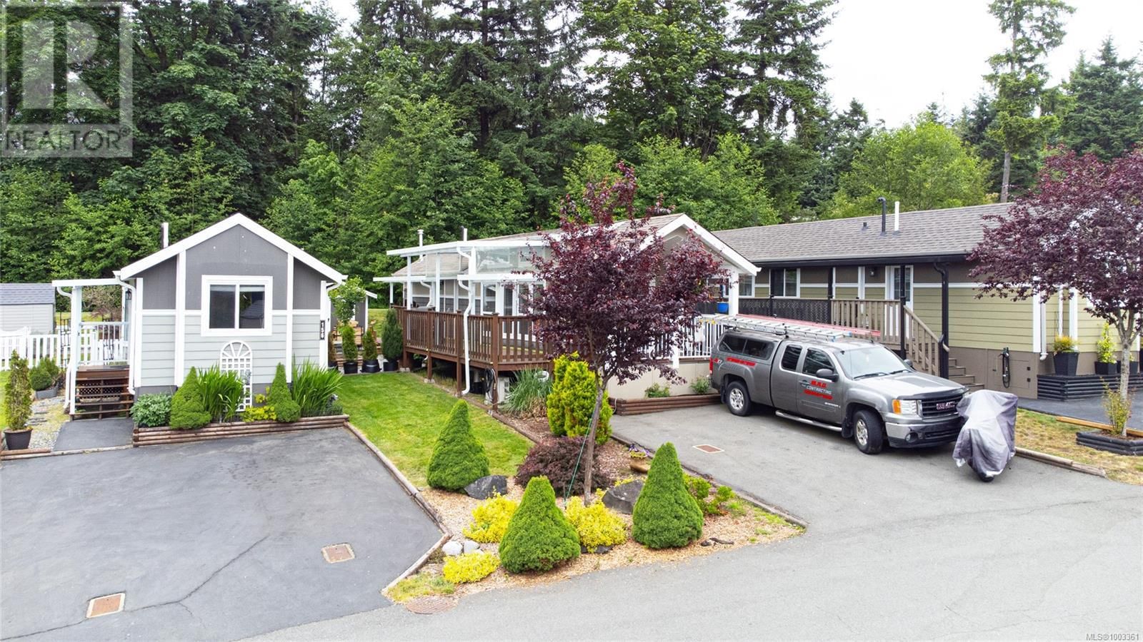 158 3042 RIVER Road property photo