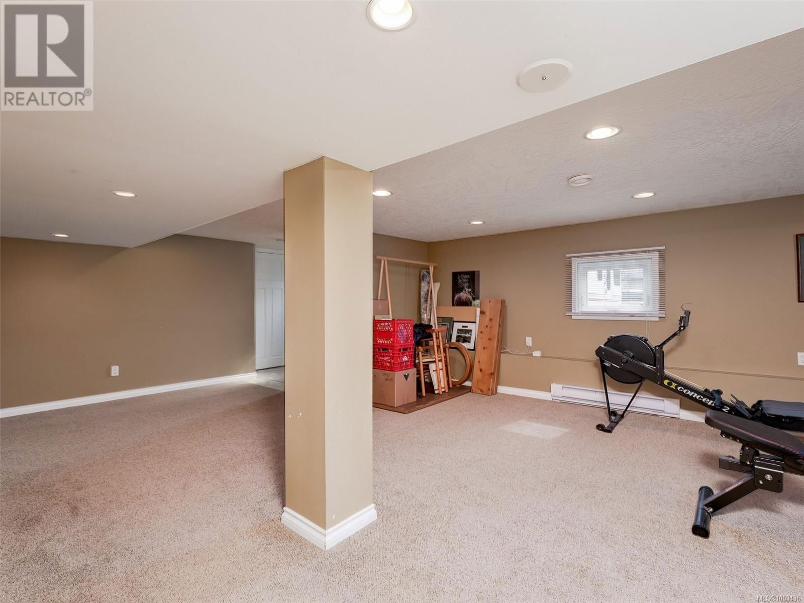 1575 MCRAE AVENUE Image 24
