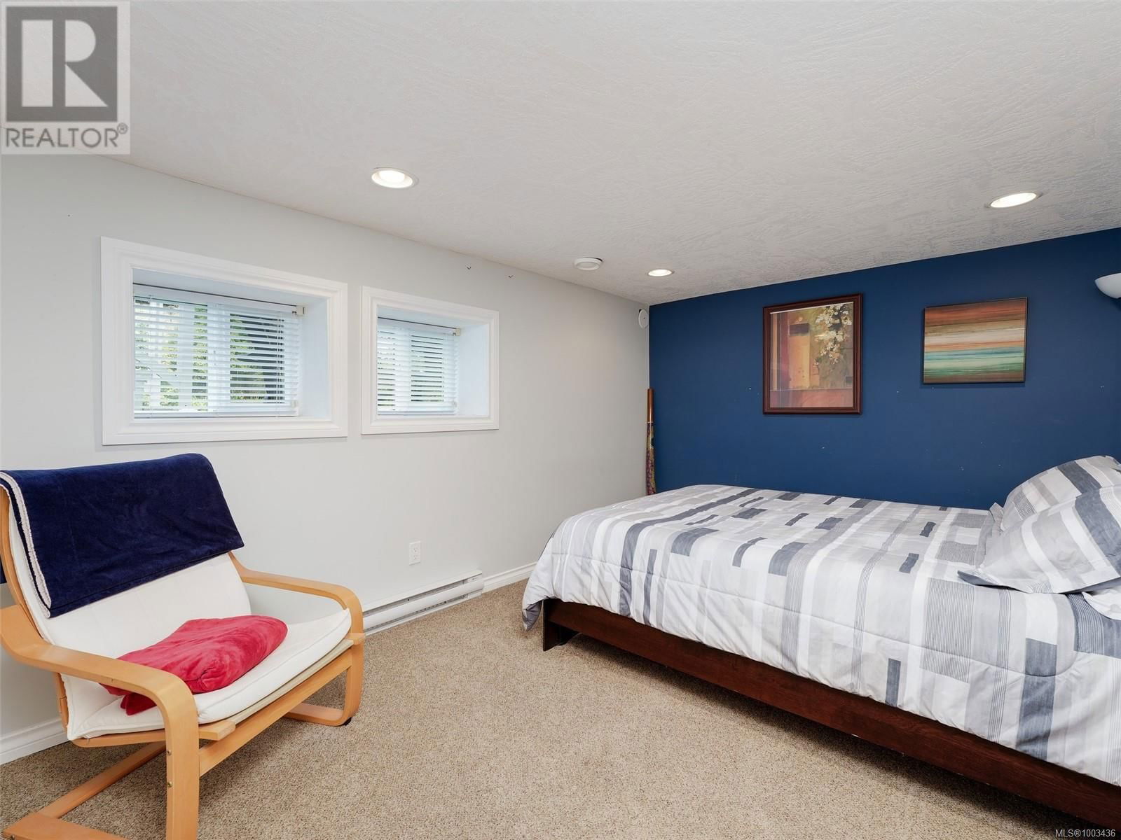 1575 MCRAE AVENUE Image 28
