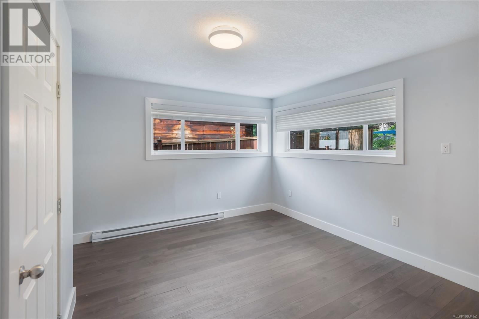 3528 7TH AVENUE Image 11