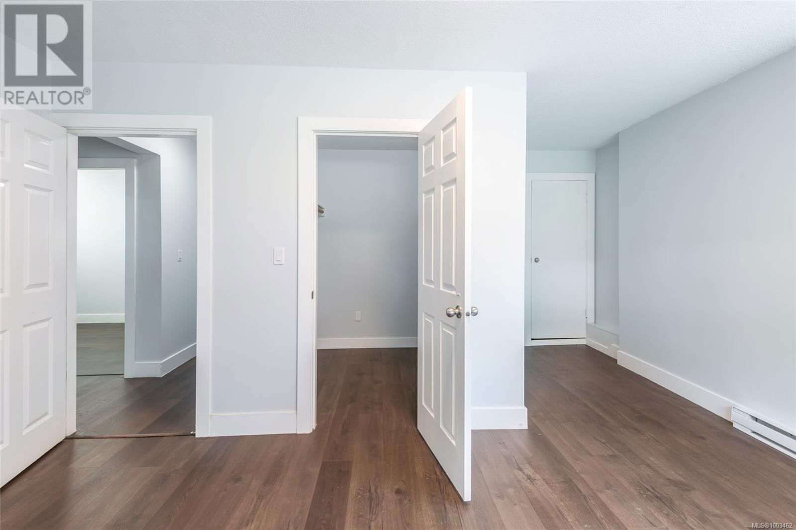 3528 7TH AVENUE Image 12