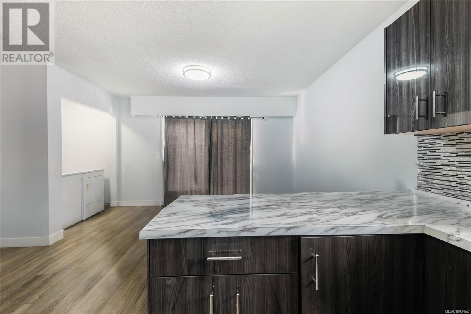 3528 7TH AVENUE Image 3