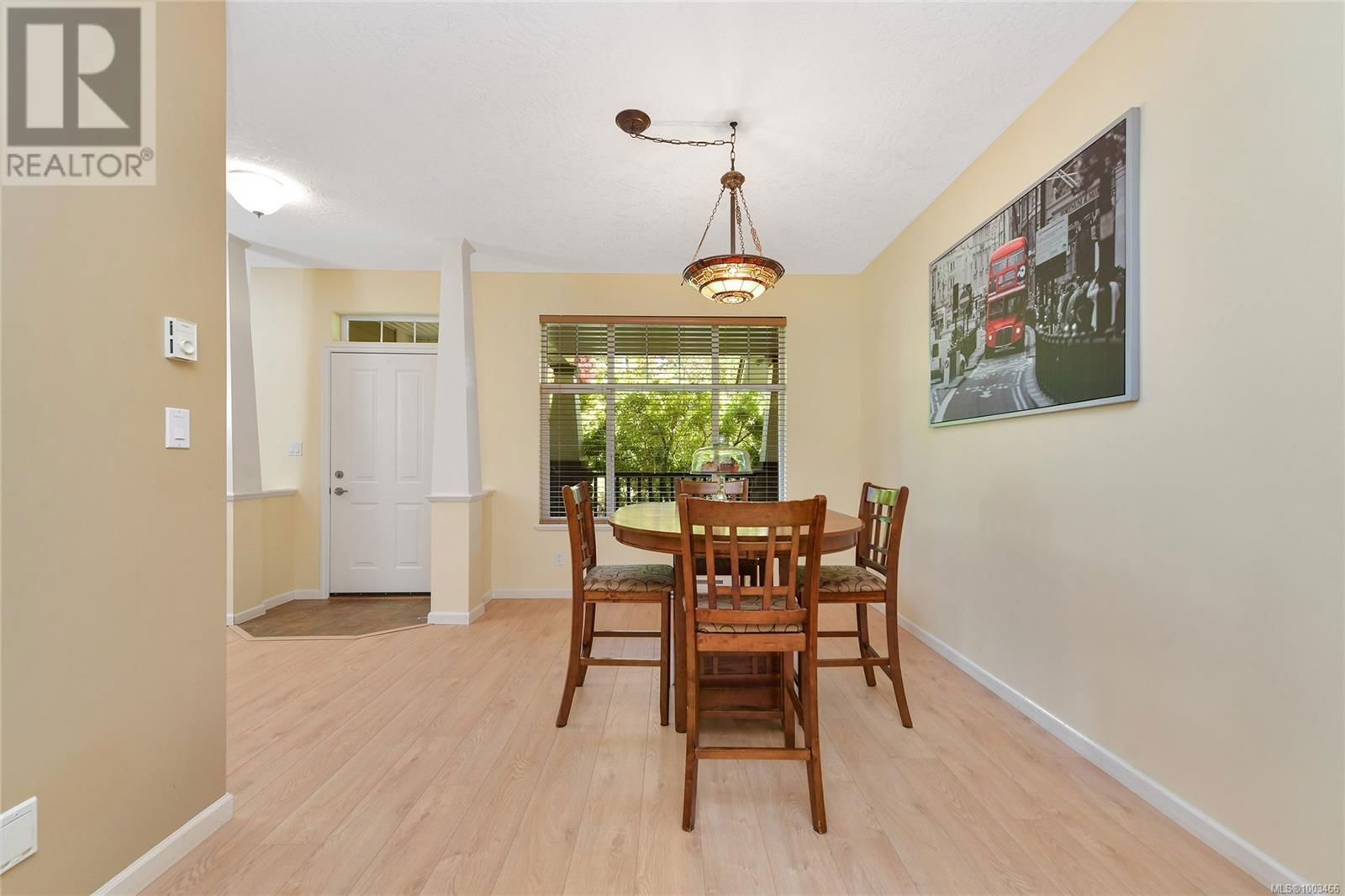 2408 SUNRIVER WAY Image 18