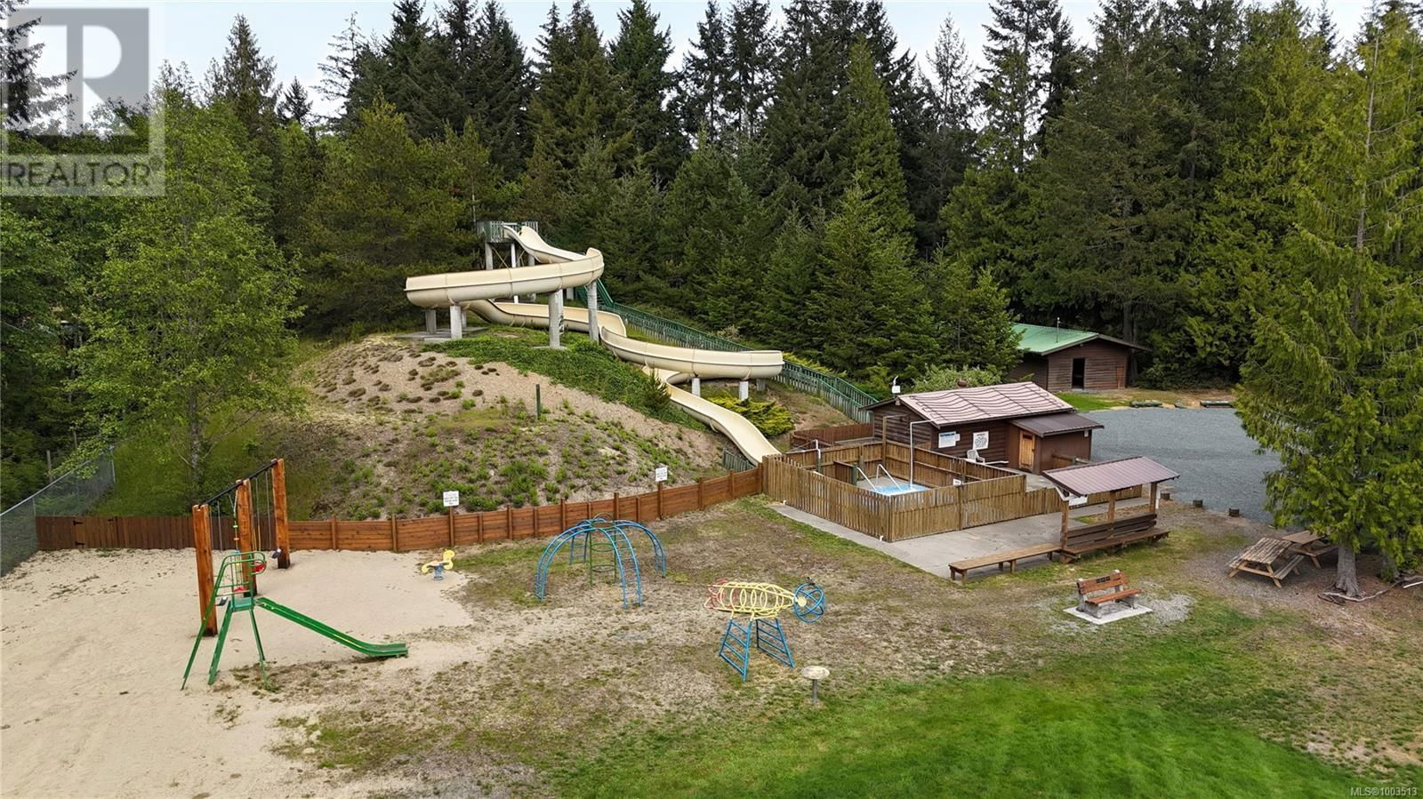 F12 - 2650 TURNBULL ROAD Image 75