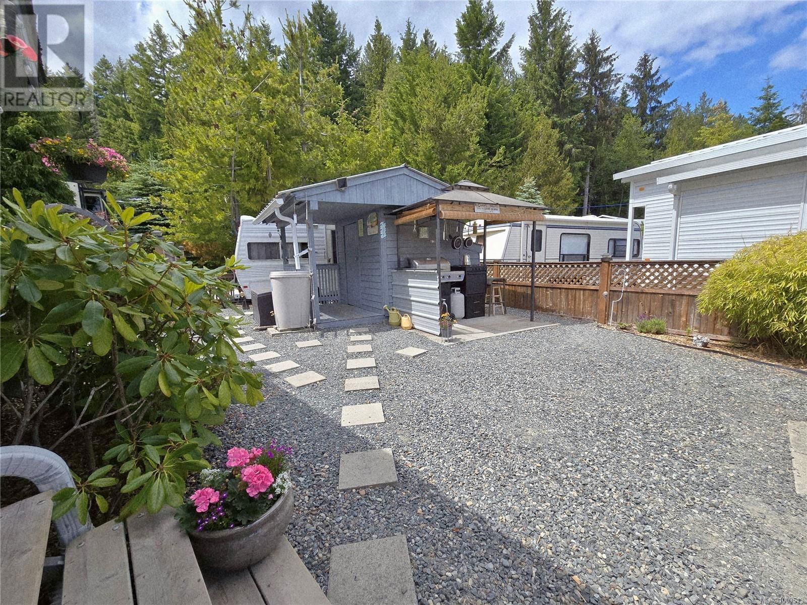 F12 - 2650 TURNBULL ROAD Image 8