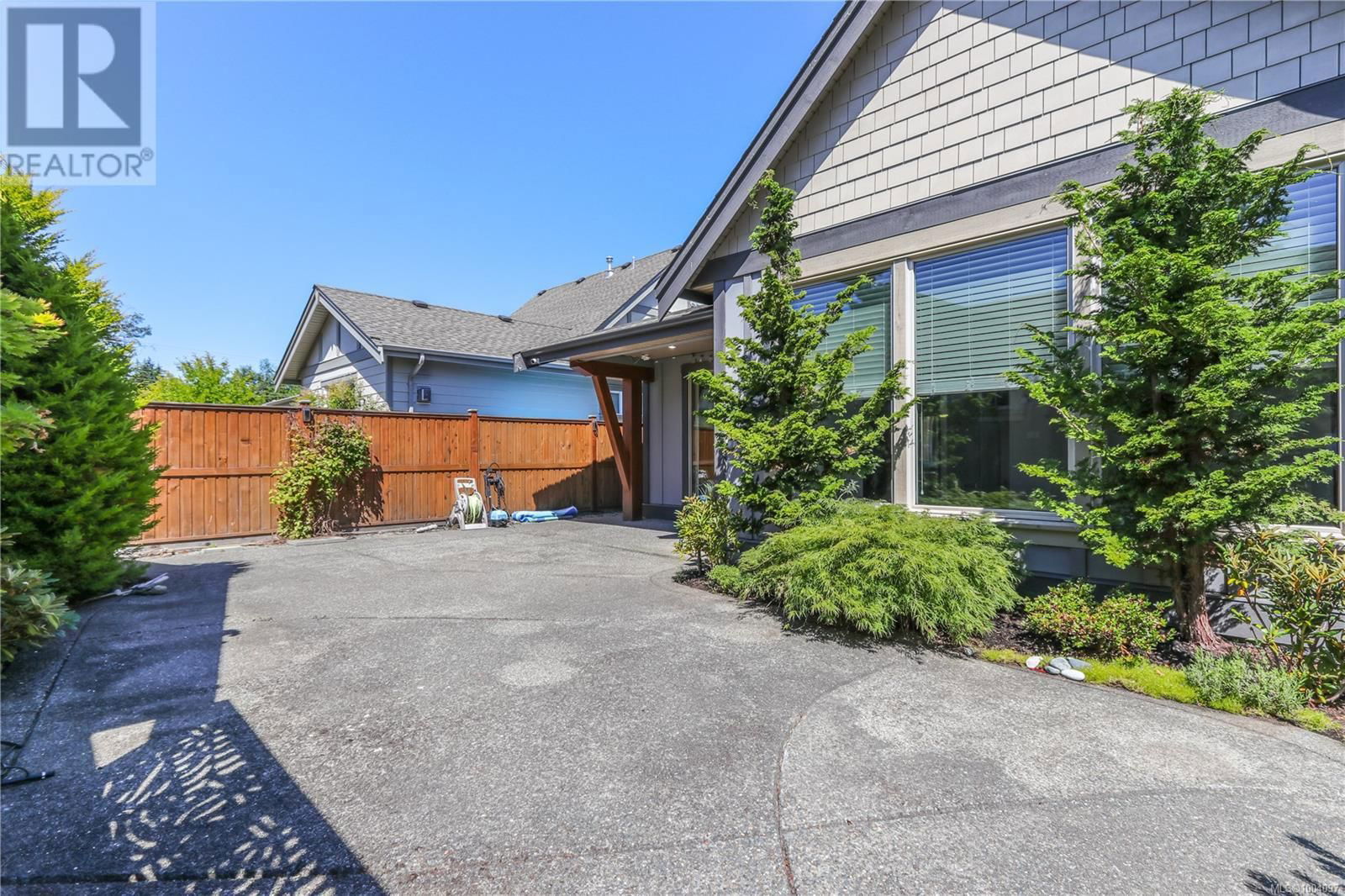 738 WEST RIDGE WAY Image 33