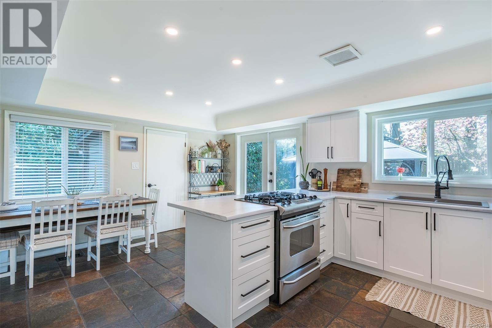 455 TIPTON AVENUE Image 15