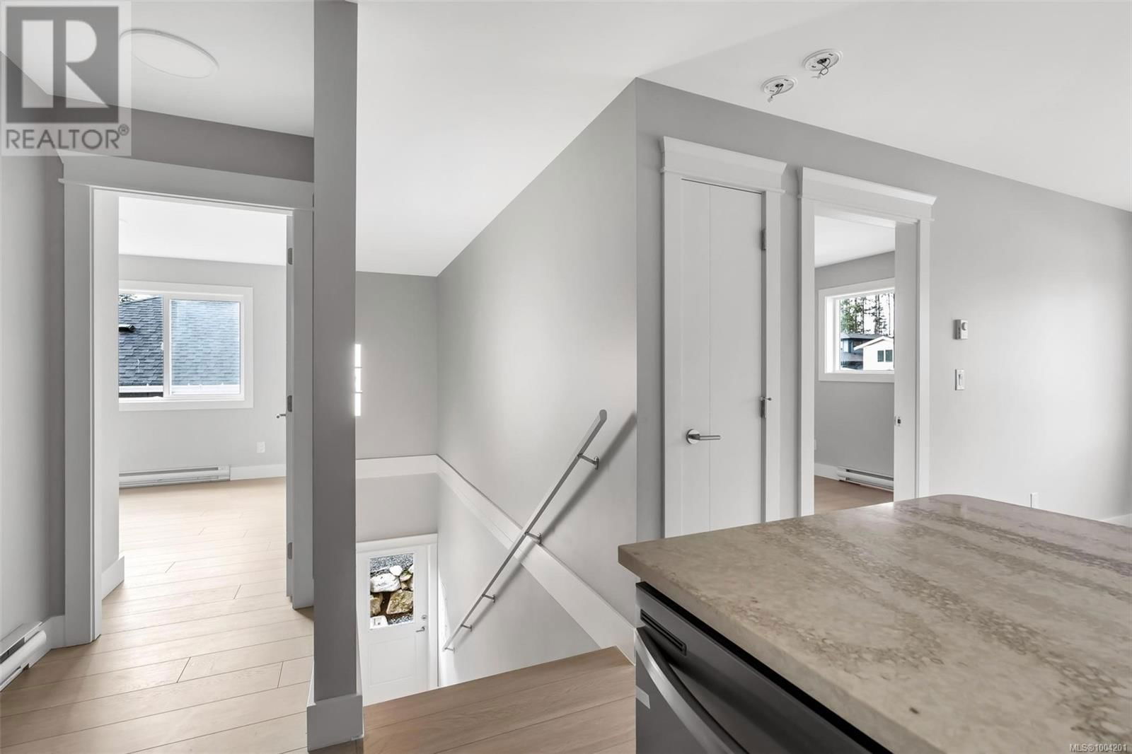 4615 GALDWELL ROAD Image 34