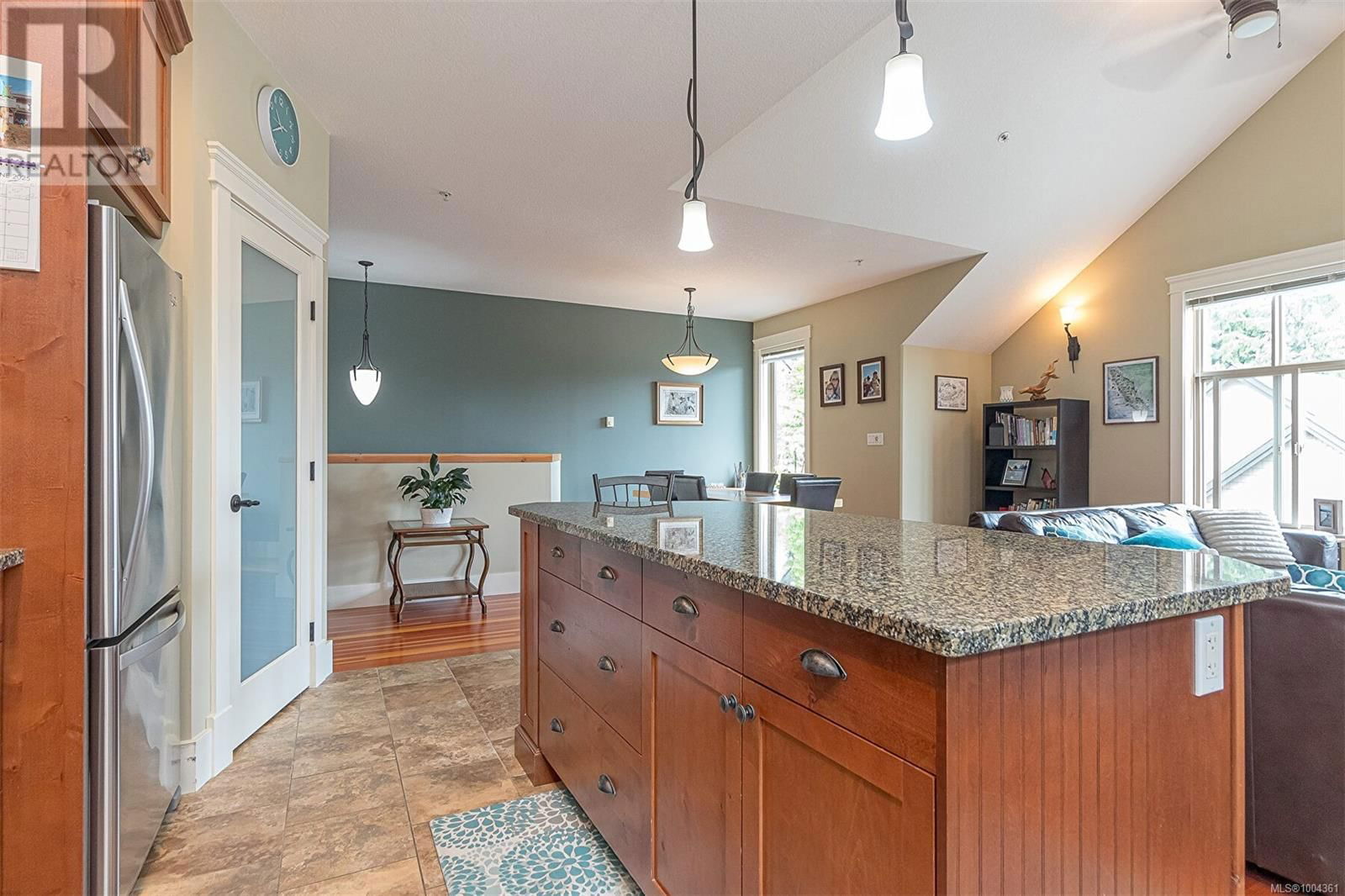 4814 BRIDGEWOOD CLOSE Image 15
