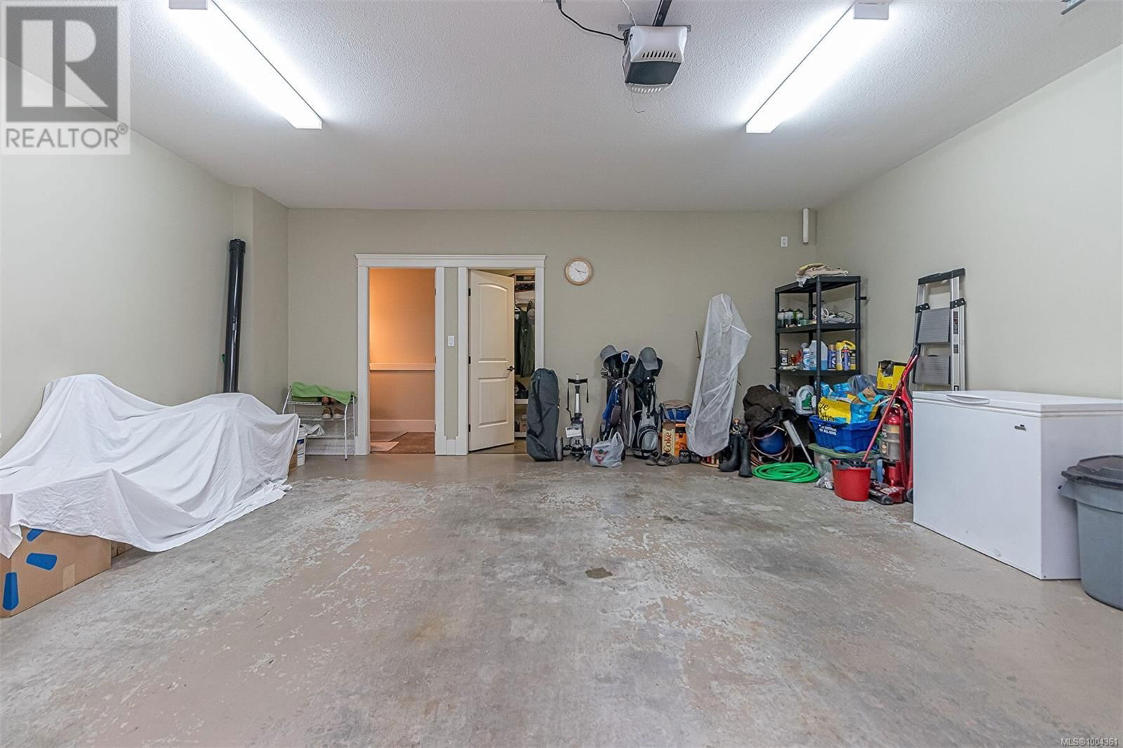 4814 BRIDGEWOOD CLOSE Image 25