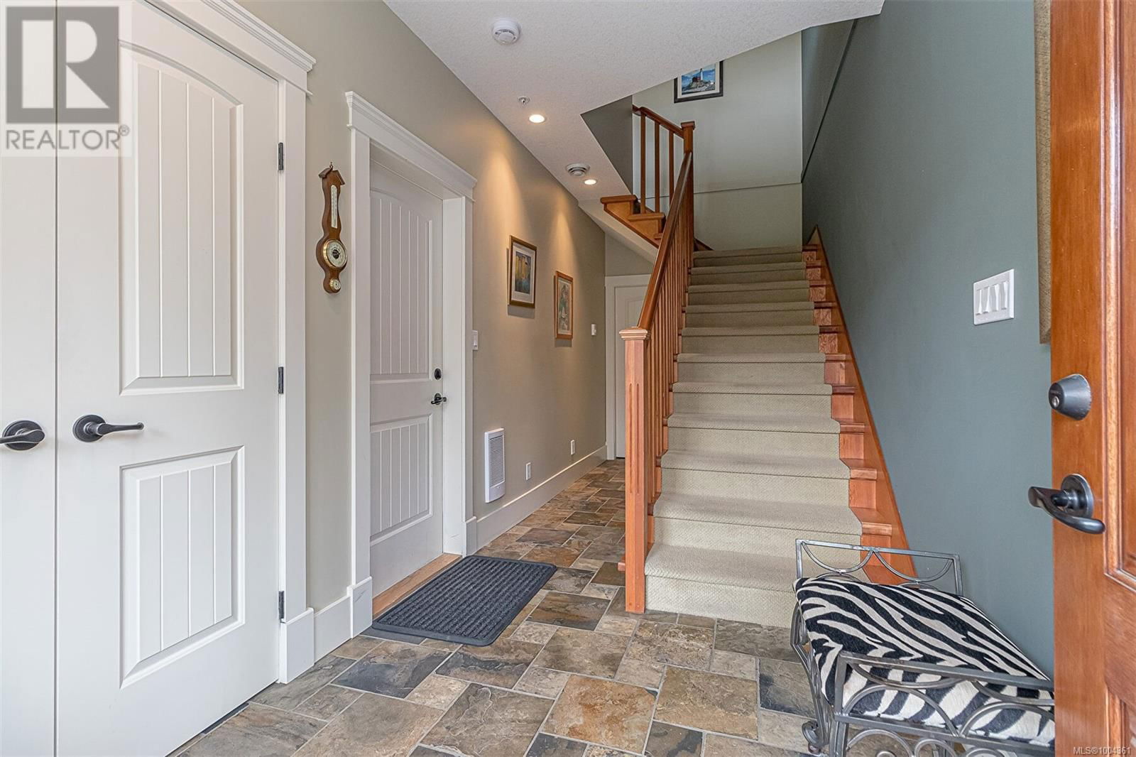 4814 BRIDGEWOOD CLOSE Image 3