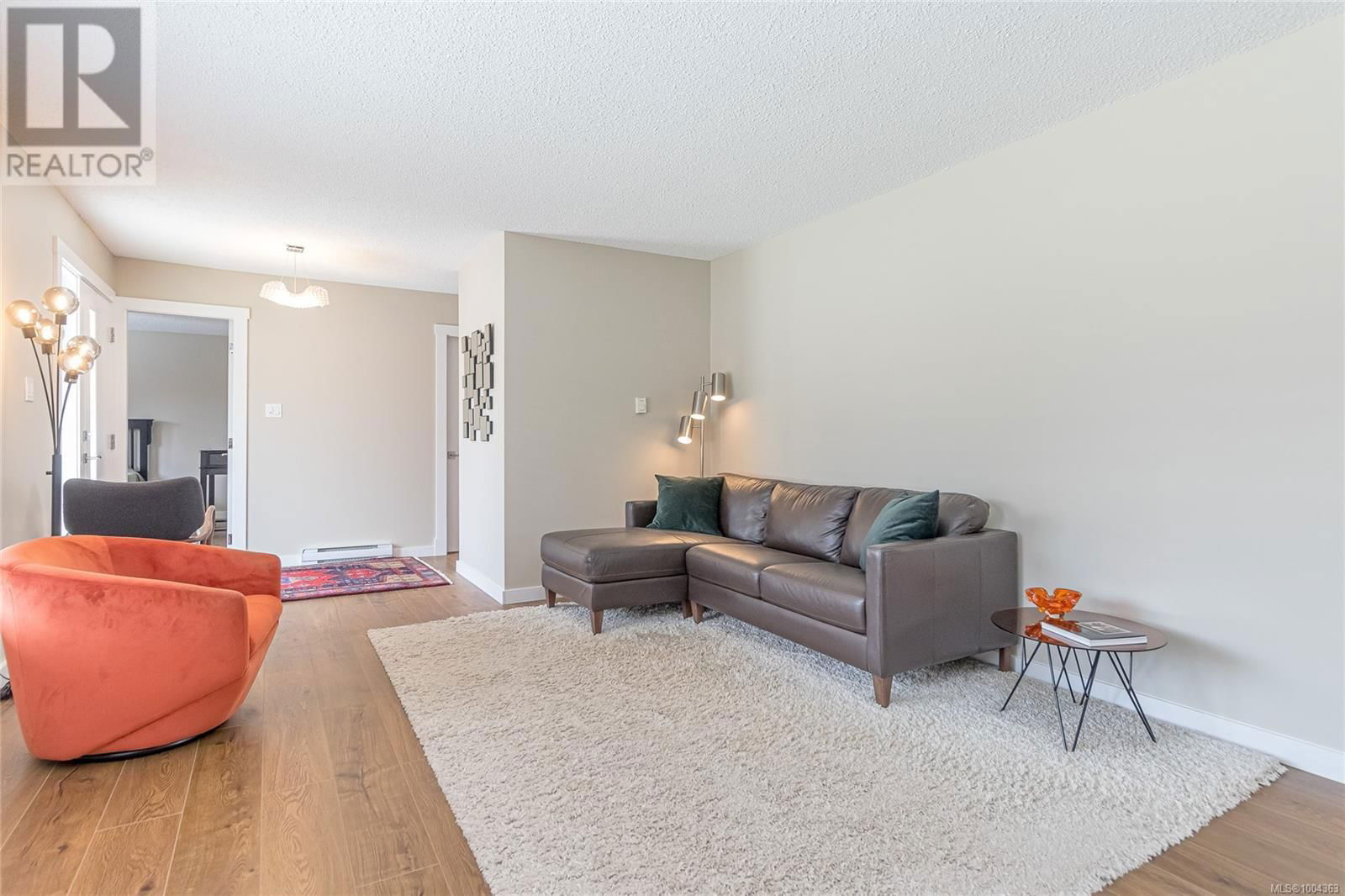 93 CILAIRE DRIVE Image 22