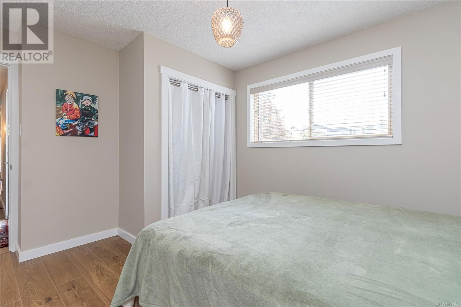 93 CILAIRE DRIVE Image 27