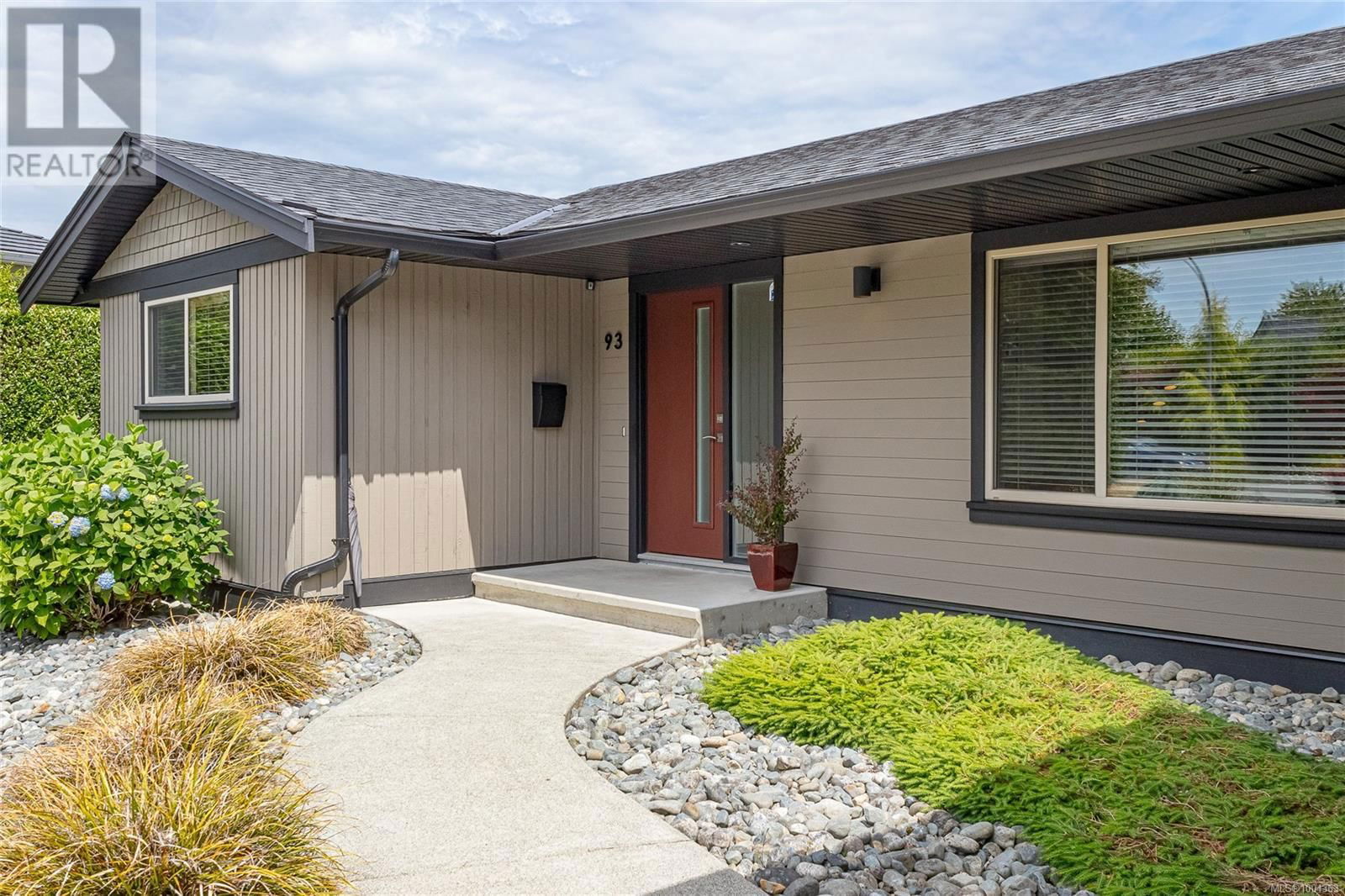 93 CILAIRE DRIVE Image 29