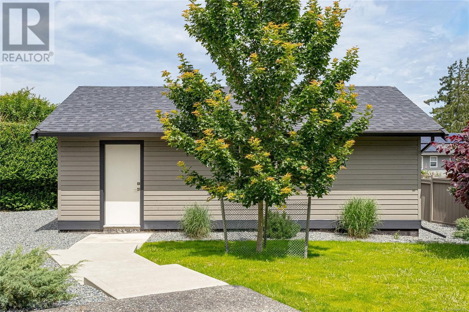93 CILAIRE DRIVE Image 36