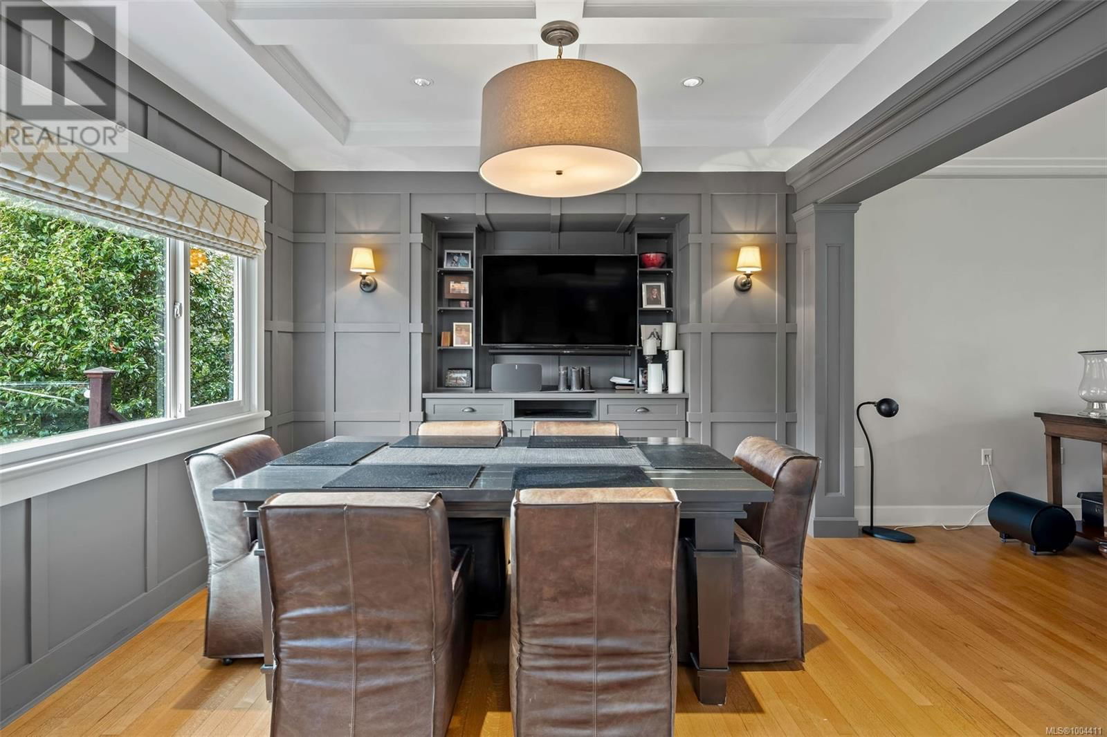 3465 CADBORO BAY ROAD Image 21