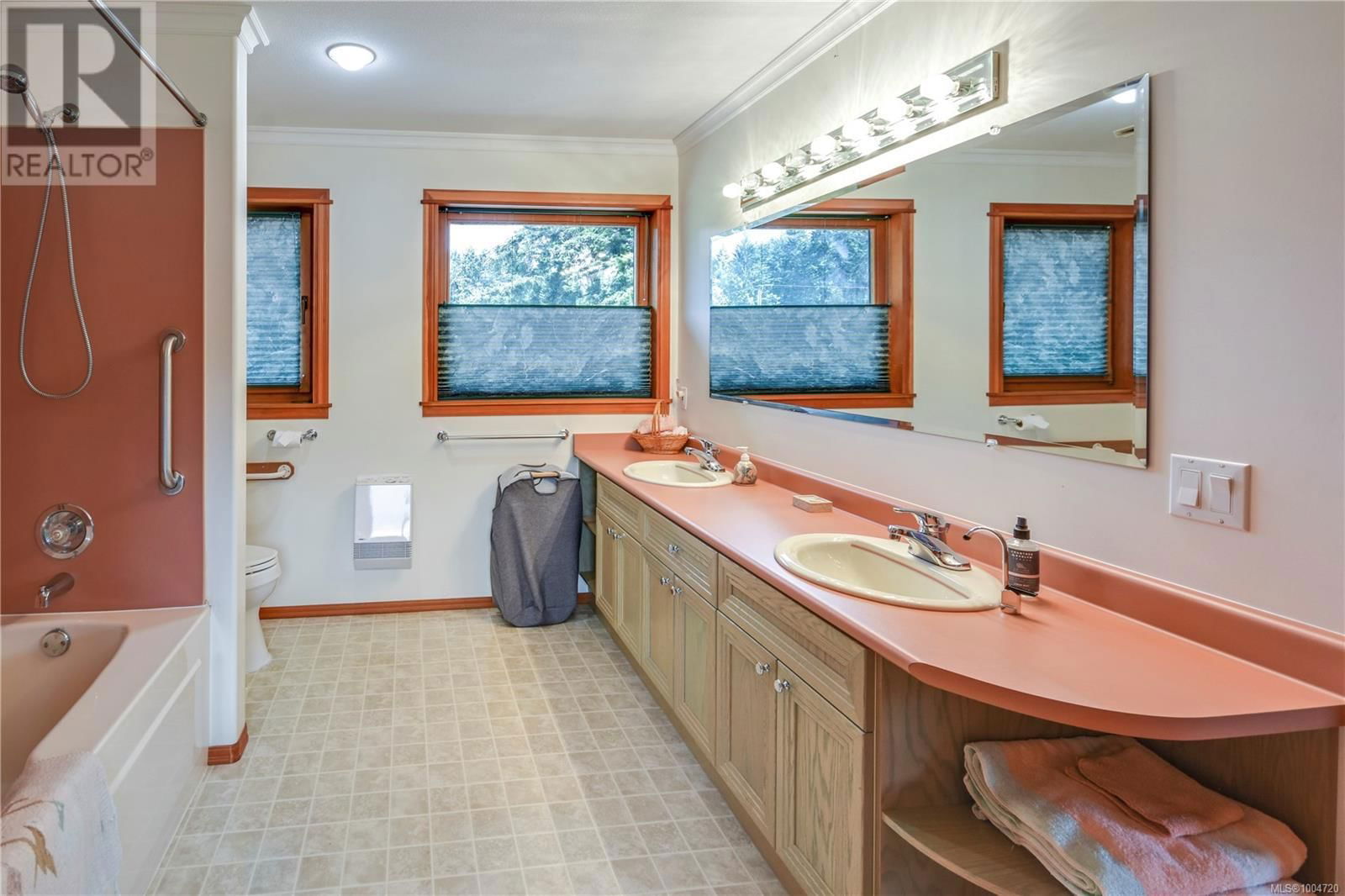 2700 RITTEN ROAD Image 34