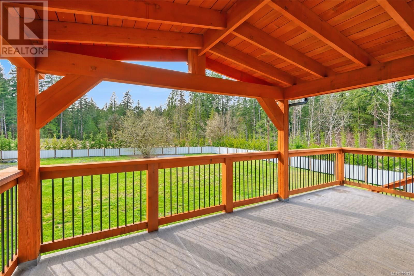 6124 STRATHCONA STREET Image 12