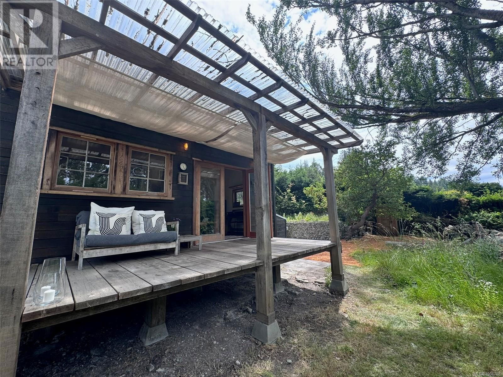 482 SMELT BAY ROAD Image 5