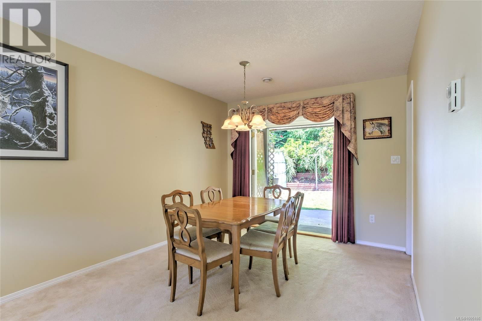 206 COWICHAN AVENUE EAST Image 14