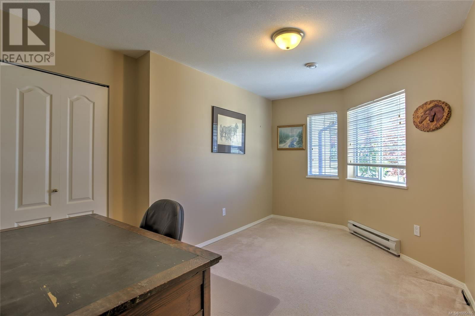 206 COWICHAN AVENUE EAST Image 22