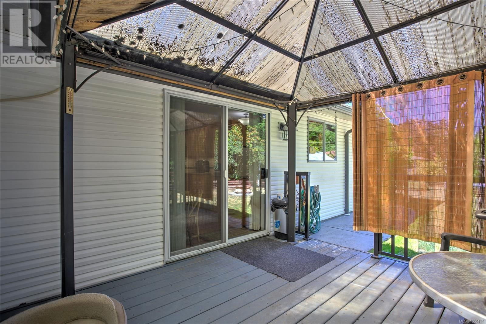 206 COWICHAN AVENUE EAST Image 31