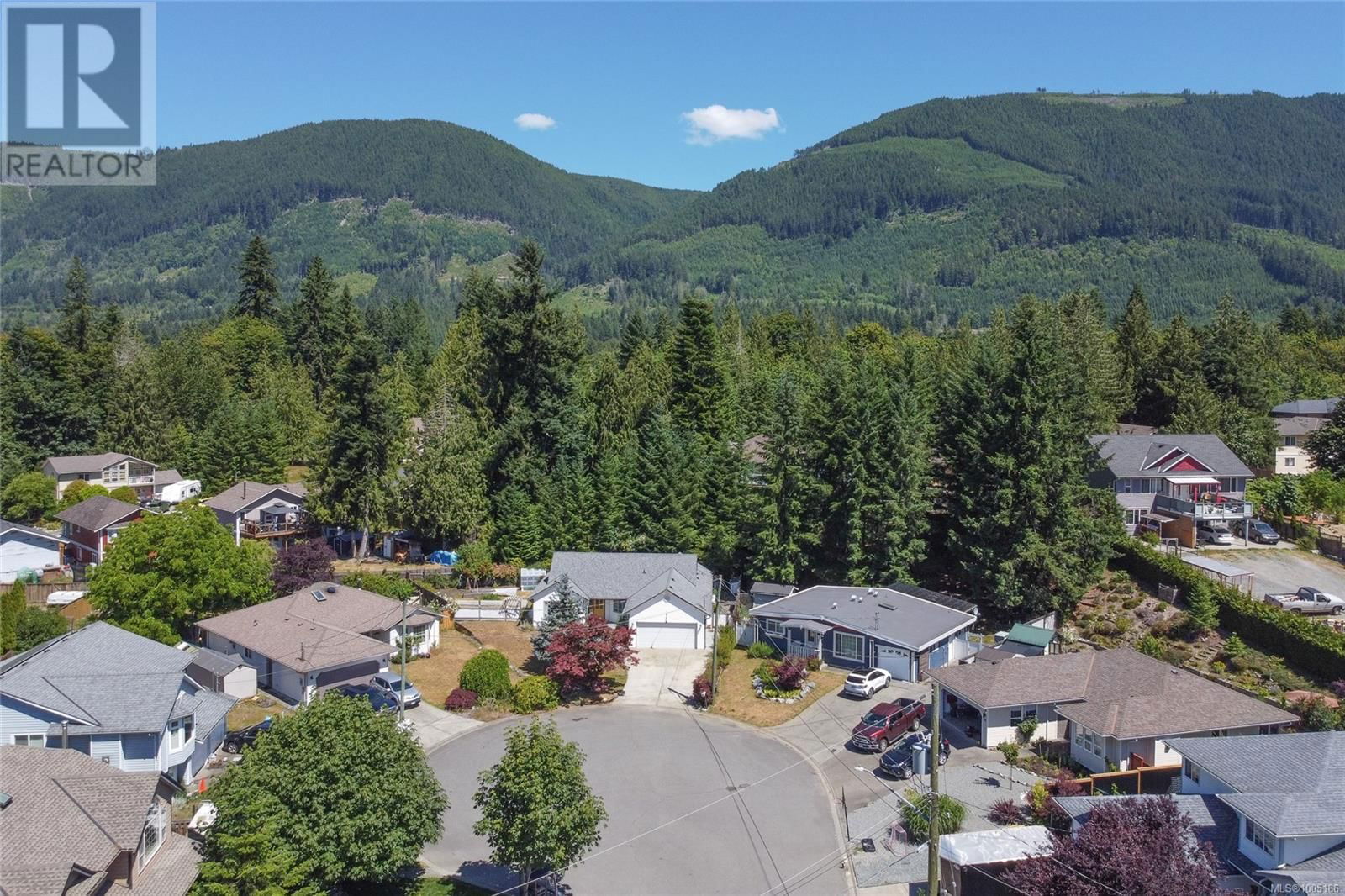 206 COWICHAN AVENUE EAST Image 46
