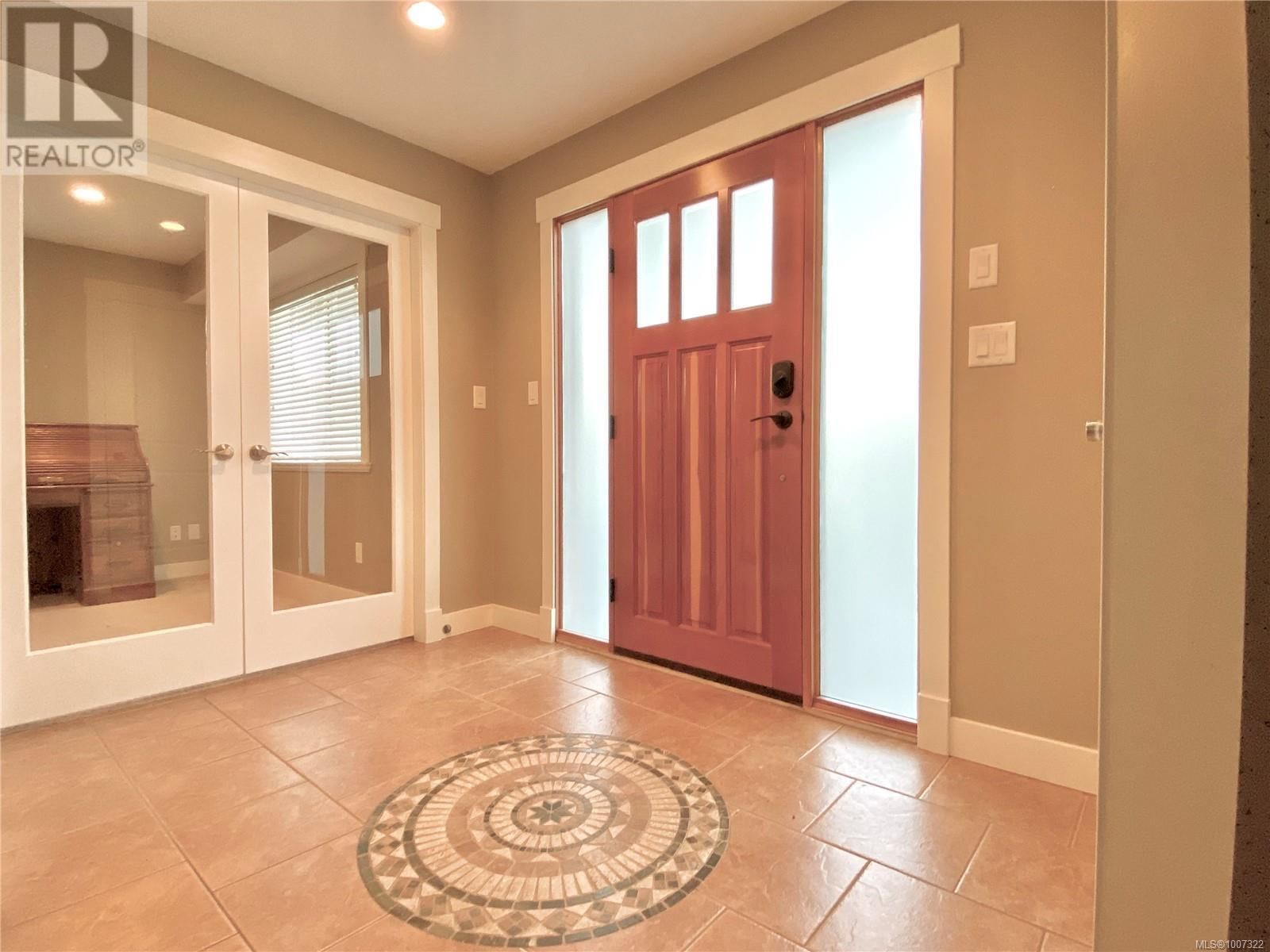3702 Glen Oaks Drive property photo