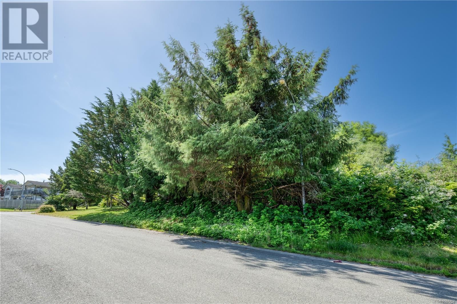 5275 Fanshawe Street, Port Hardy, British Columbia V0N 2P0