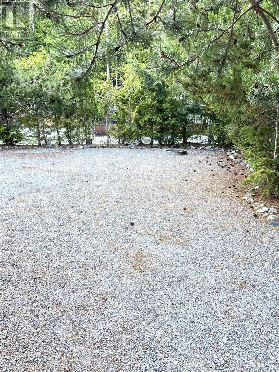 F36 2650 Turnbull Road property photo