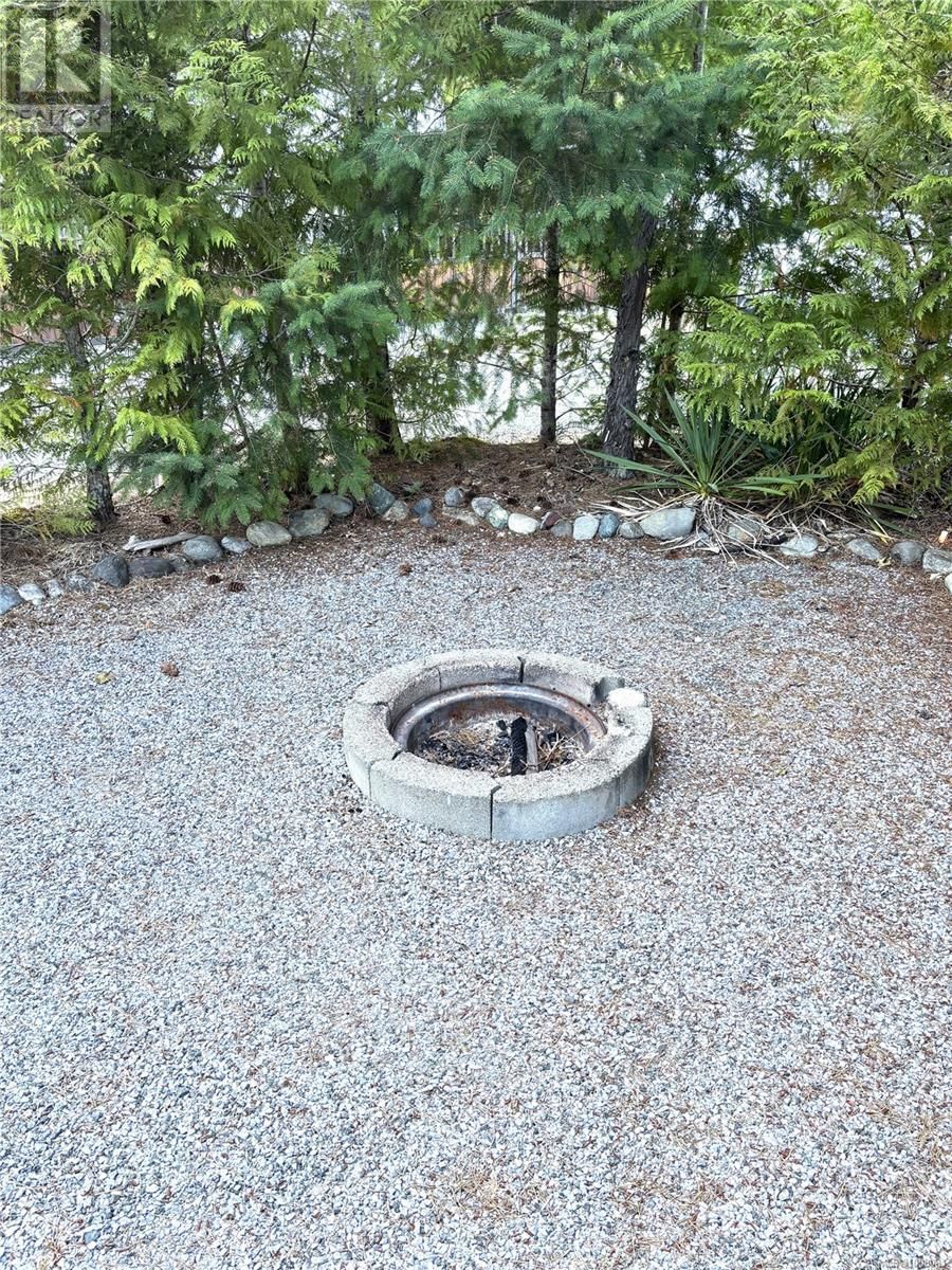 F36 2650 Turnbull Road property photo