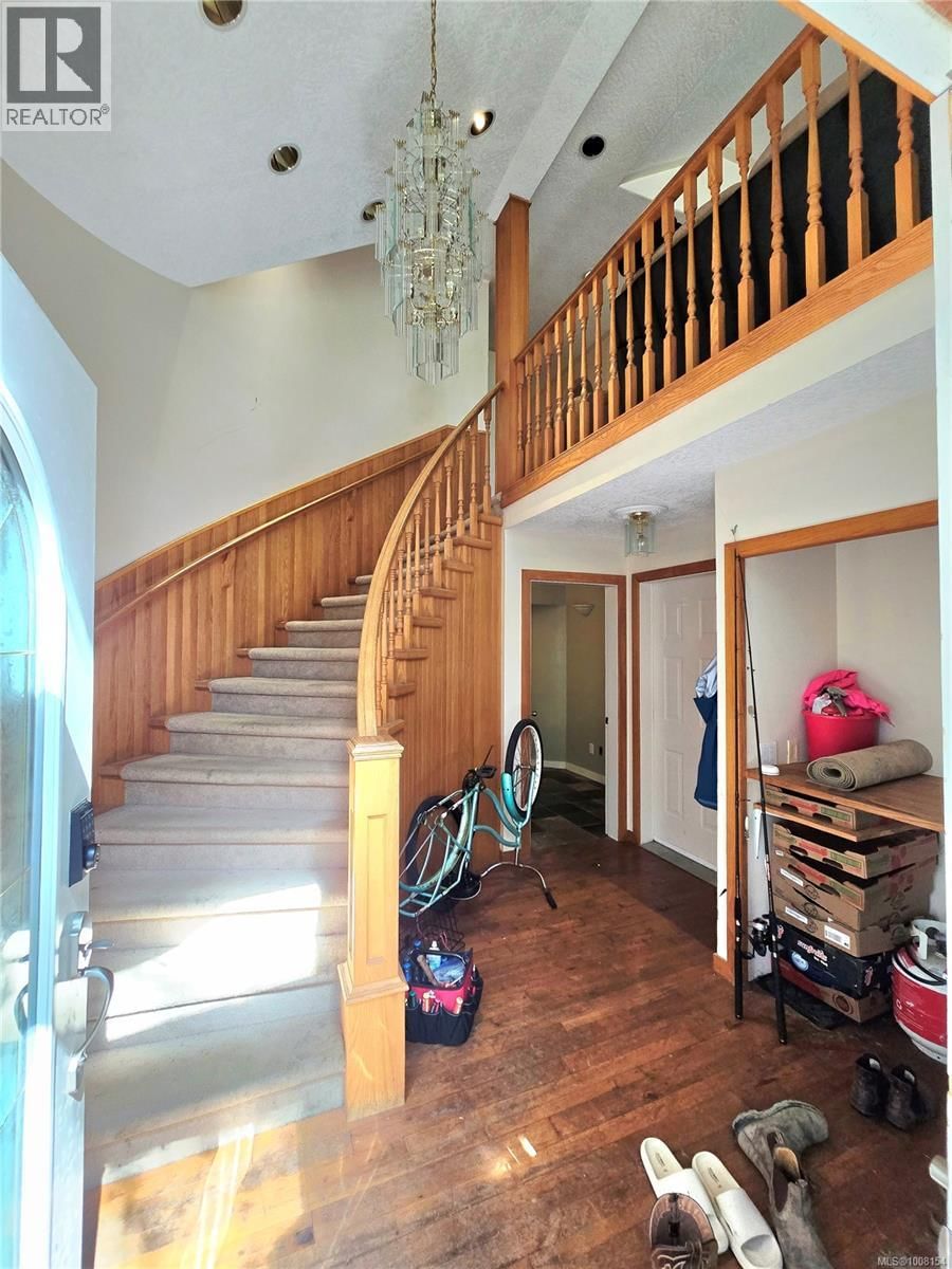 1294 Lynn Road property photo