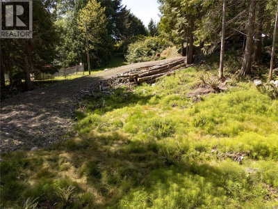 260 Karn Avenue | Ucluelet British Columbia | Slide Image Six