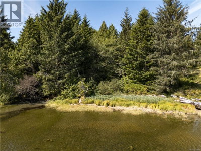 260 Karn Avenue | Ucluelet British Columbia | Slide Image Seven